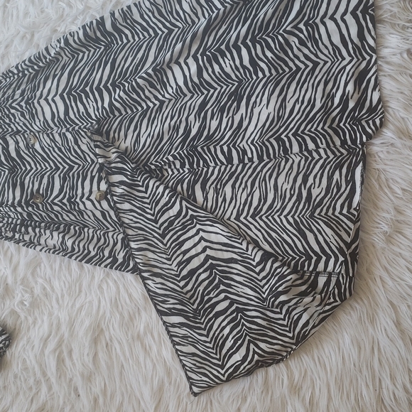 Zebra print 3/4 dress - Picture 7 of 8